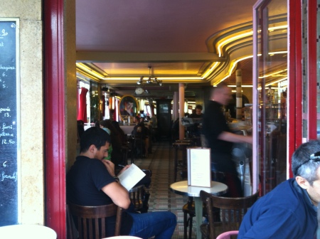 Amélie's café in Montmartre! One of my favourite French films. 